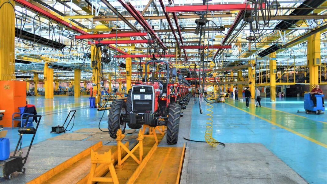 Industria per l'automazione e la produzione di trattori